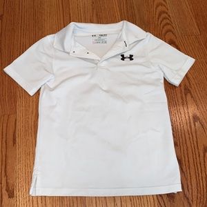 Under armour, white shirt, Size S